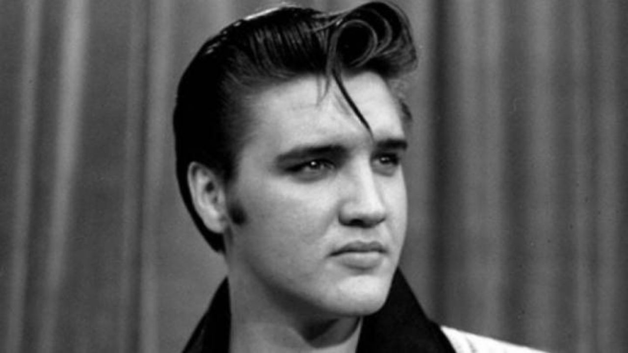 Leia mais sobre o artigo Elvis Presley: Fatos curiosos sobre sua vida