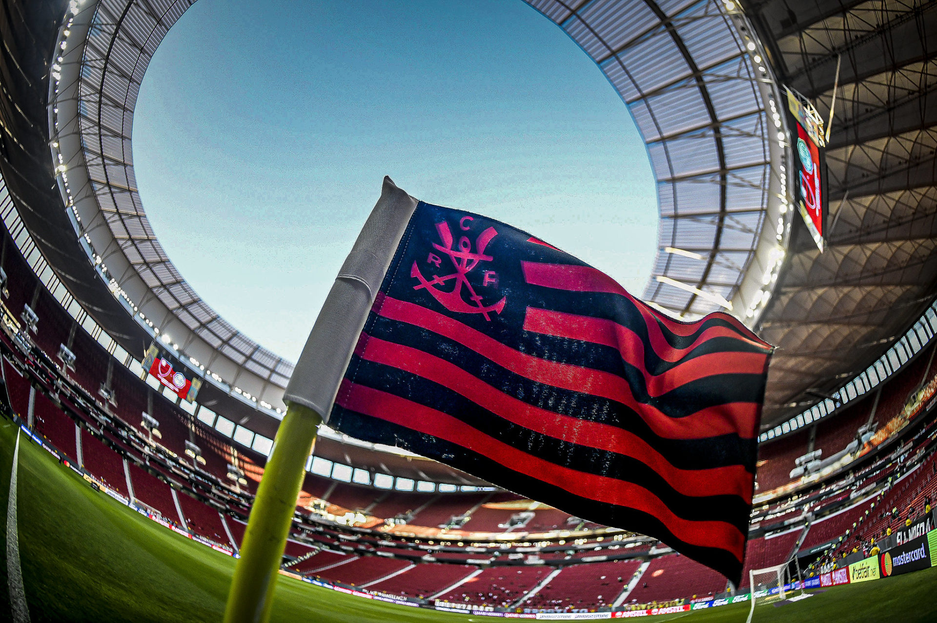 Você está visualizando atualmente Do Início Humilde à Grandeza Esportiva: Flamengo