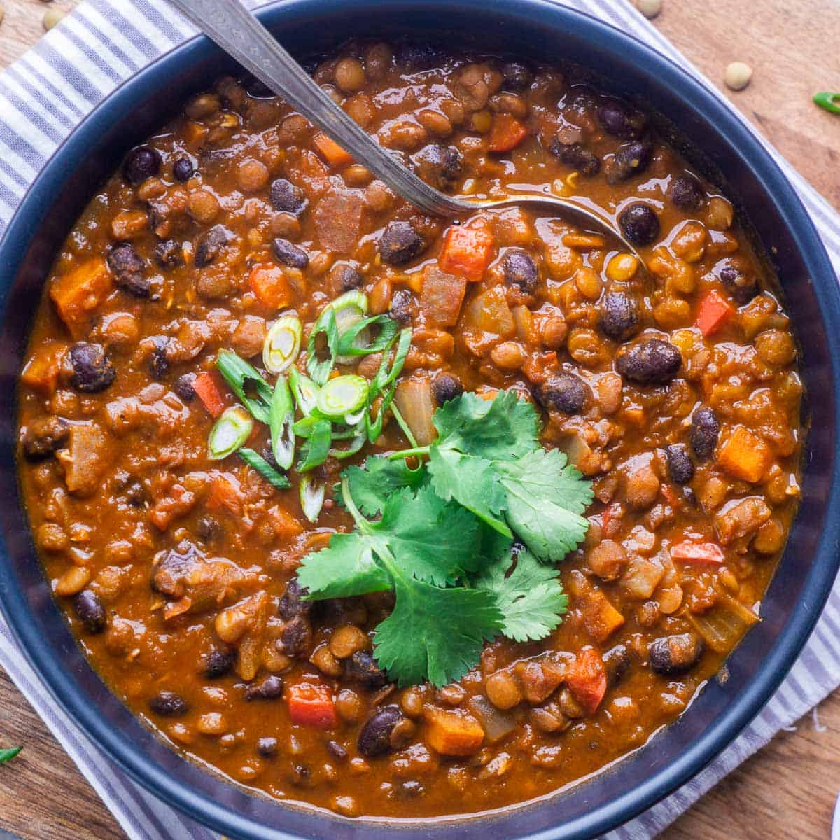 Leia mais sobre o artigo Lentil Chili: Receita sem Lactose e sem Glúten