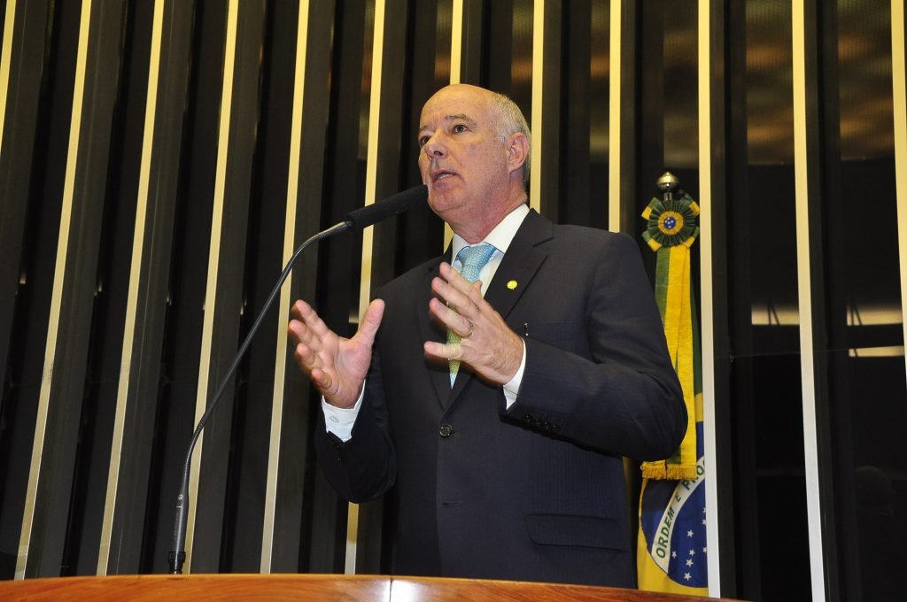 collorau imagem de herculano passos Itu