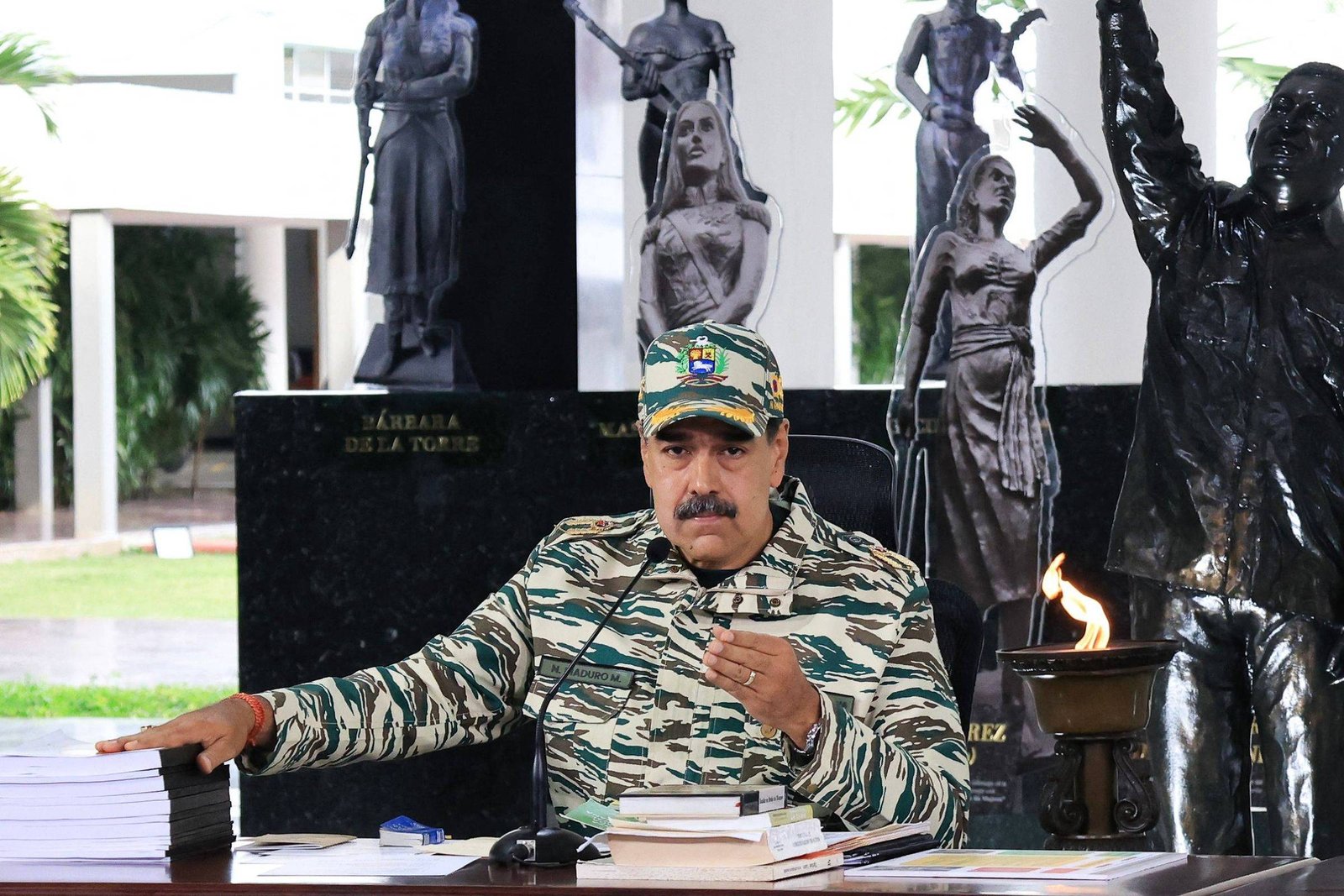 Collorau Imagem Maduro antecipa Natal para 1º de outubro na Venezuela