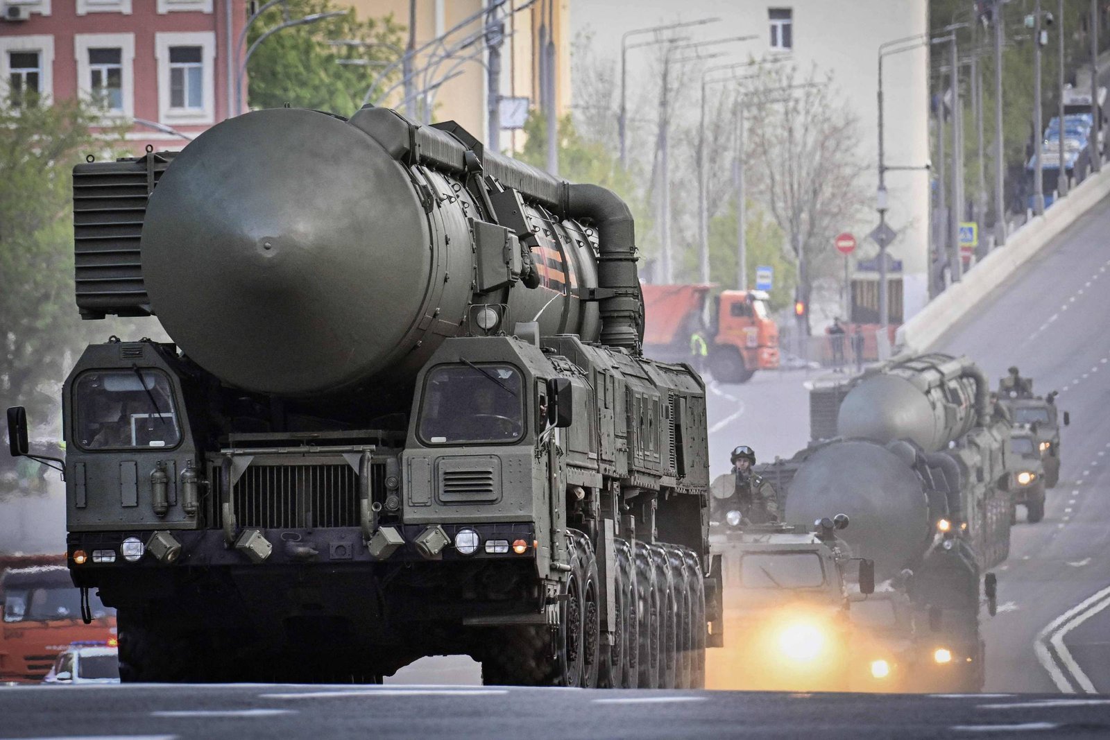 Collorau imagem de acordo nuclear Trump e Putin