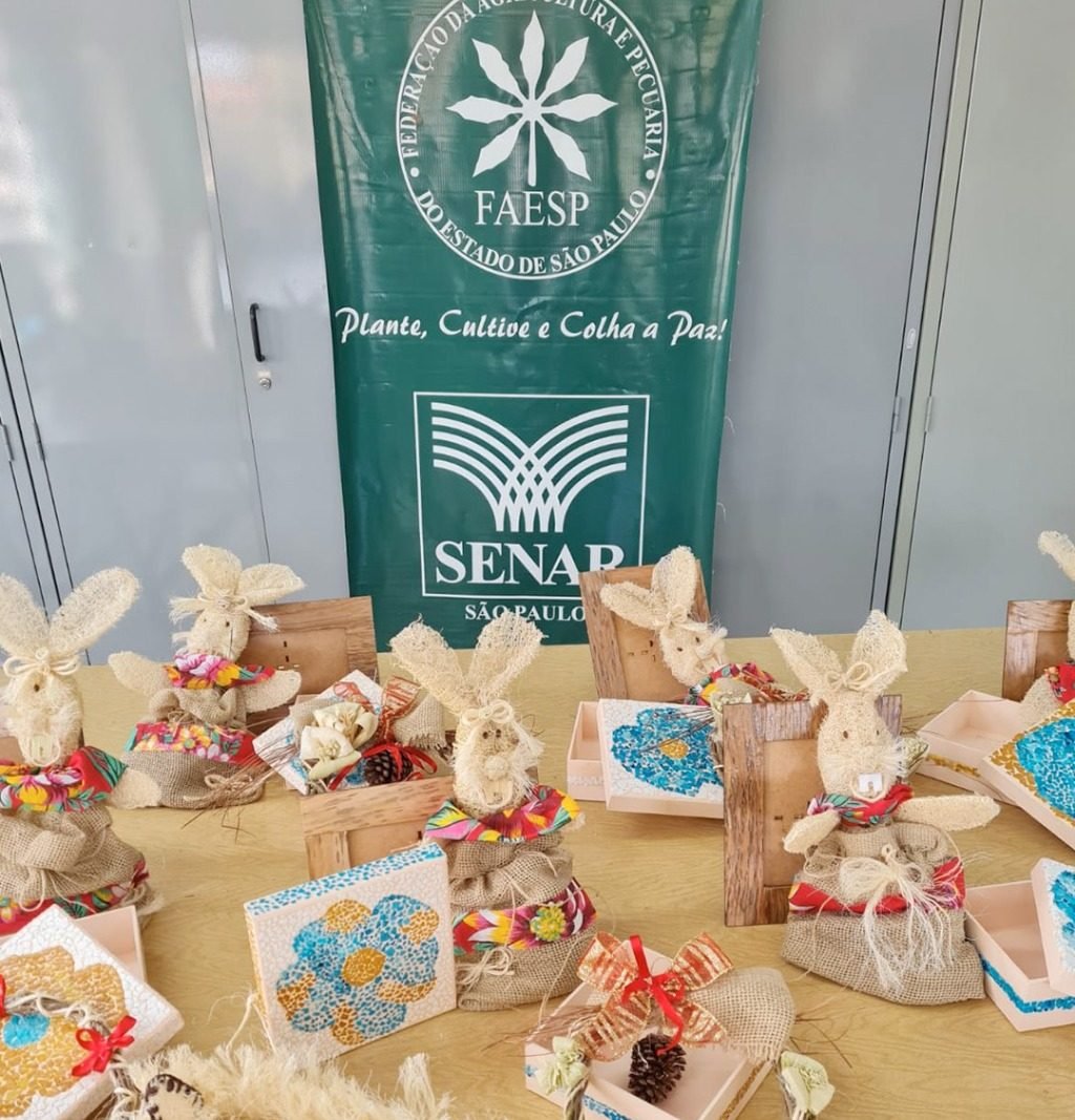 collorau imagem artesanato gratuito itu