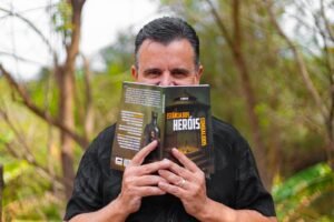 collorau imagem de autor de salto