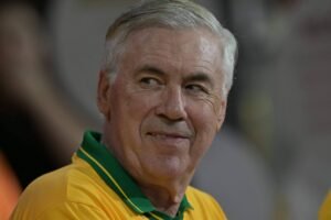 Ancelotti deve escalar quatro atacantes na Copa do Mundo imagem Collorau