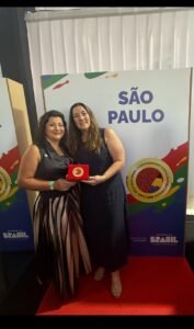 Elizângela e Fernanda salto imagem collorau